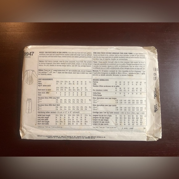 Simplicity Pattern 8947 Jessica McClintock for GunneSax Size 16 (Modern 6) Uncut - Picture 2 of 6